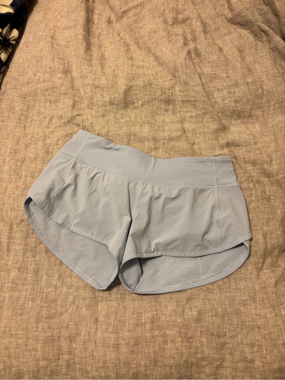 Lululemon speed up light blue 2.5 size 4